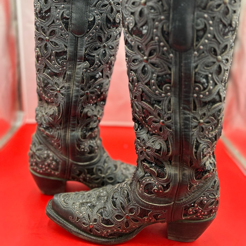 Embroidered Black Women's Boots